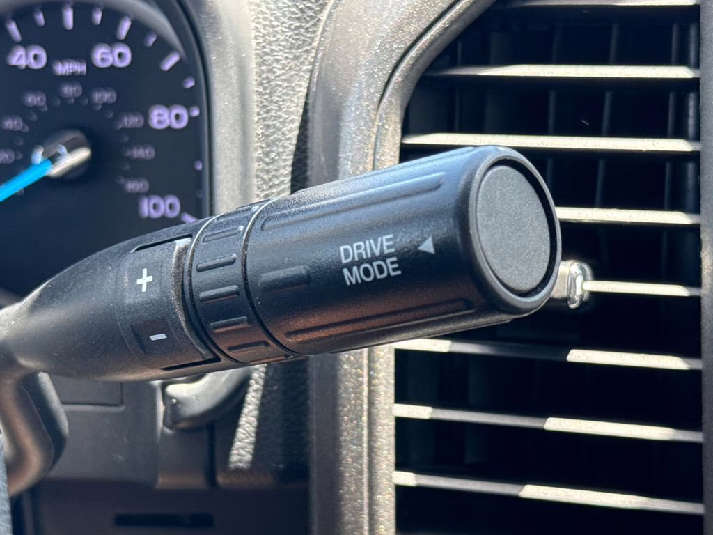 2020 Agate Black Metallic Ford Super Duty F-250 SRW STX w/ LIFTKIT 4X4 Truck