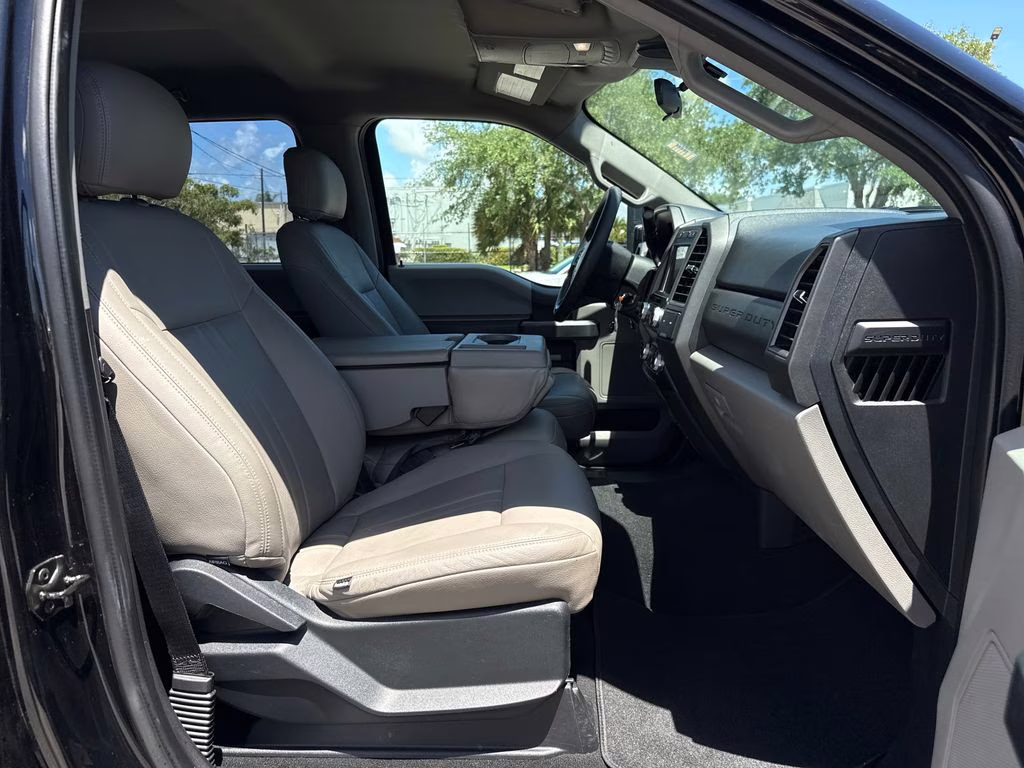 2020 Agate Black Metallic Ford Super Duty F-250 SRW STX w/ LIFTKIT 4X4 Truck