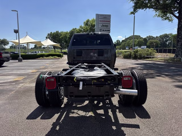 2026 Granite Crystal Metallic Clearcoat Ram 5500 Chassis Cab Tradesman 4X4 Truck
