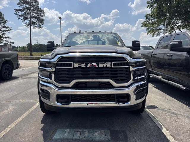 2026 Granite Crystal Metallic Clearcoat Ram 5500 Chassis Cab Tradesman 4X4 Truck