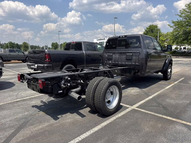 2026 Granite Crystal Metallic Clearcoat Ram 5500 Chassis Cab Tradesman 4X4 Truck