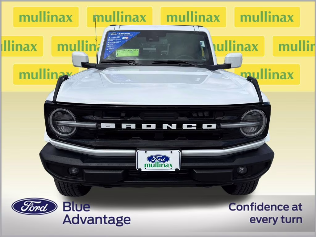 2025 Oxford White Ford Bronco Outer Banks 4X4 SUV