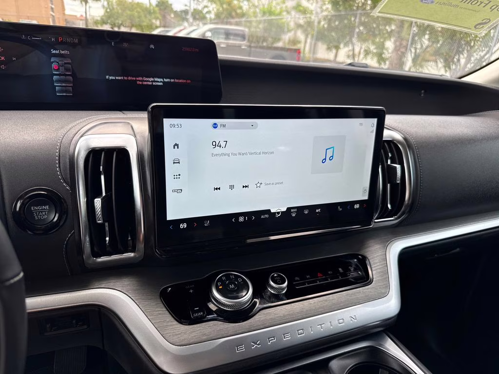 2025 Dark Matter Gray Metallic Ford Expedition Max Platinum 4X4 SUV