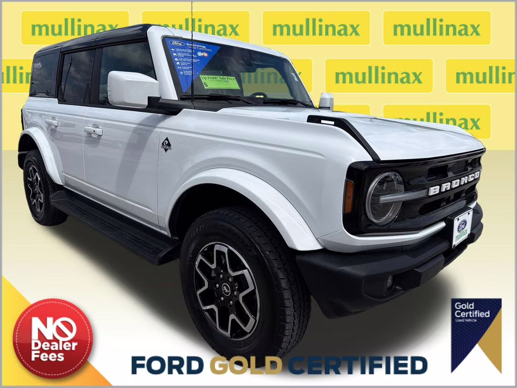 2025 Oxford White Ford Bronco Outer Banks 4X4 SUV