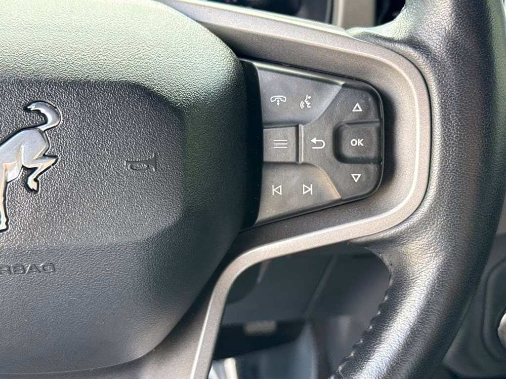 2025 Oxford White Ford Bronco Outer Banks 4X4 SUV