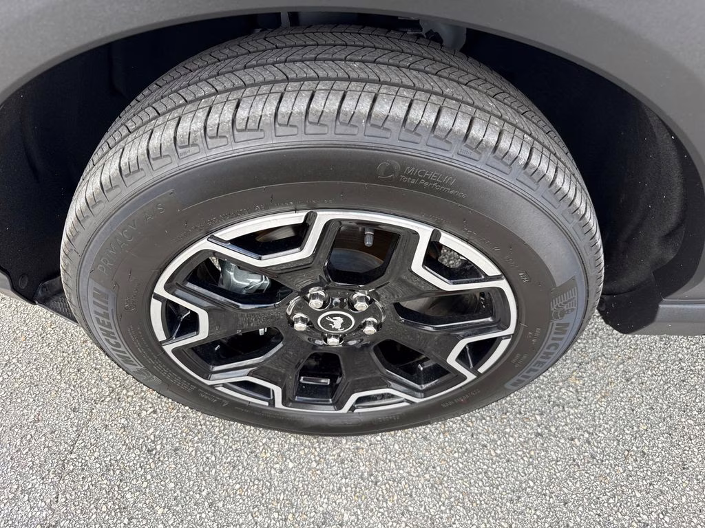 2025 Azure Gray Metallic Tri-Coat Ford Bronco Sport Outer Banks 4X4 SUV