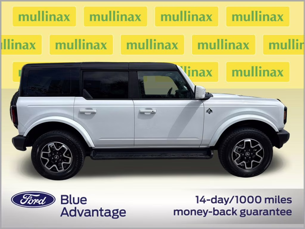 2025 Oxford White Ford Bronco Outer Banks 4X4 SUV