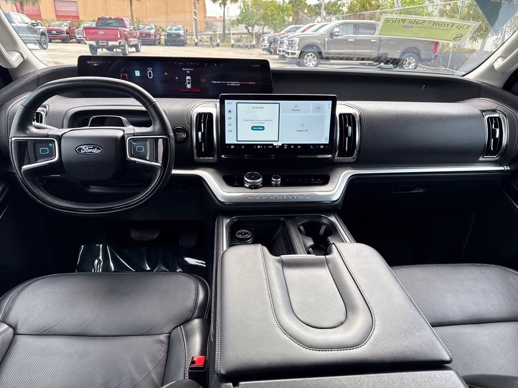 2025 Dark Matter Gray Metallic Ford Expedition Max Platinum 4X4 SUV