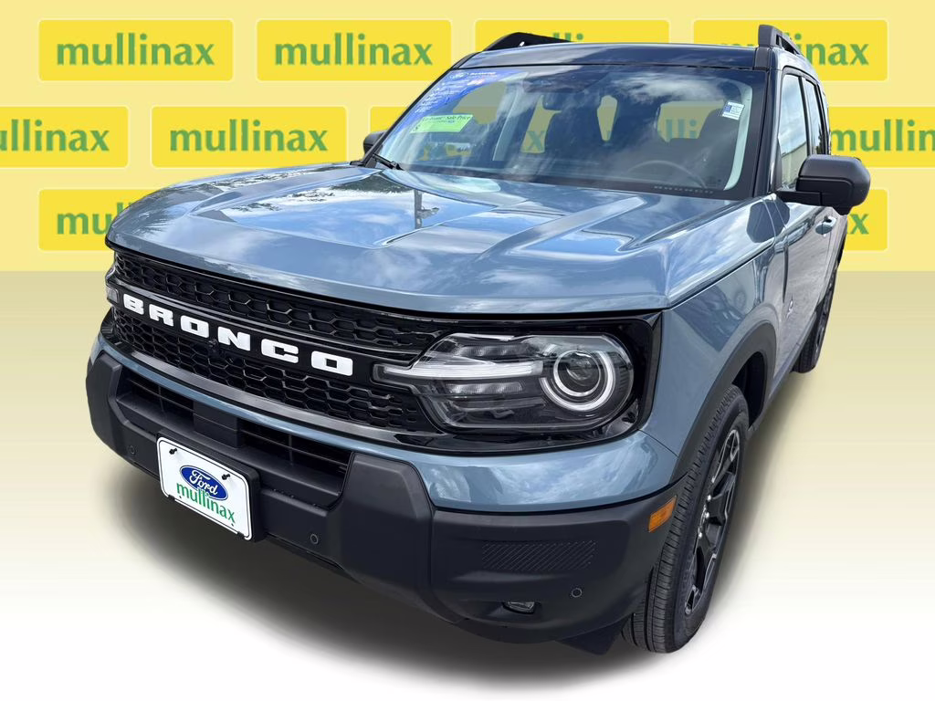 2025 Azure Gray Metallic Tri-Coat Ford Bronco Sport Outer Banks 4X4 SUV