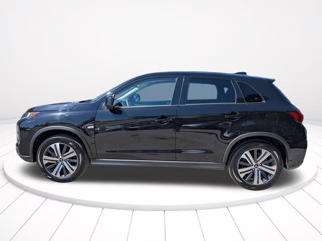 2025 Labrador Black Pearl Mitsubishi Outlander Sport 2.0 ES 4X4 SUV