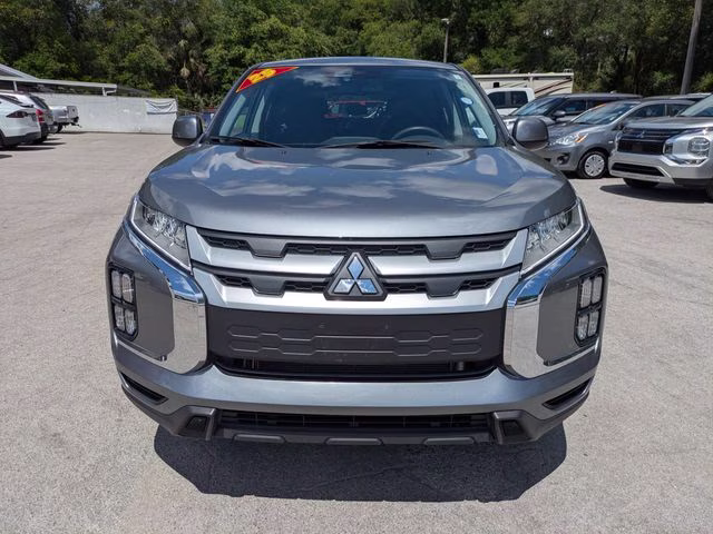 2025 Alloy Silver Metallic Mitsubishi Outlander Sport 2.0 ES 4X4 SUV