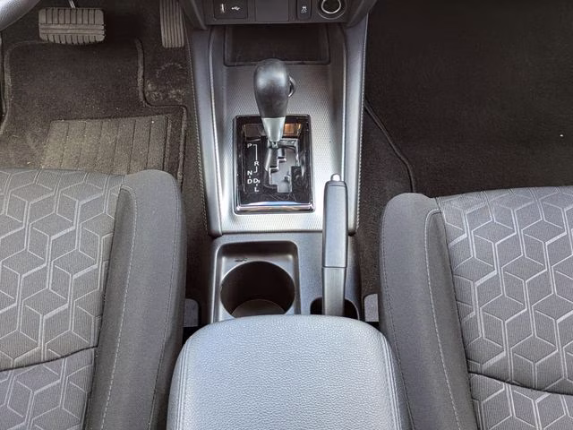 2025 Alloy Silver Metallic Mitsubishi Outlander Sport 2.0 ES 4X4 SUV