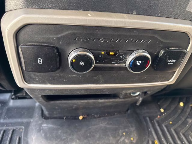 2023 Agate Black Metallic Ford Expedition Max XLT 4X4 SUV