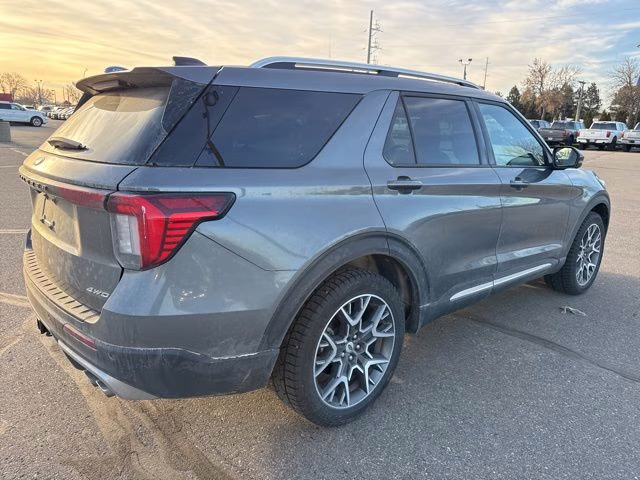 2025 Carbonized Gray Metallic Ford Explorer Platinum 4X4 SUV