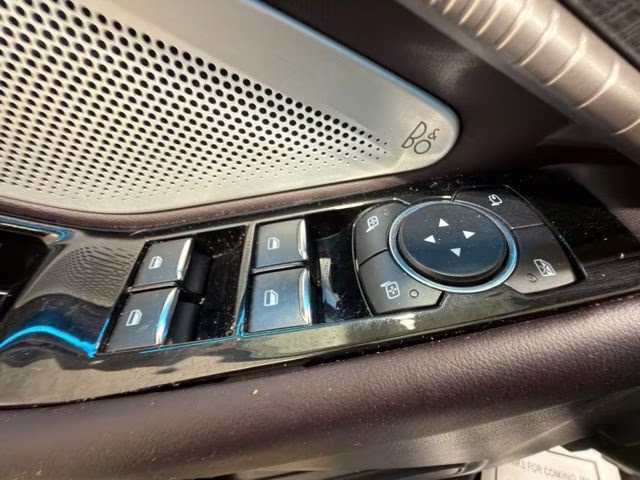 2025 Carbonized Gray Metallic Ford Explorer Platinum 4X4 SUV