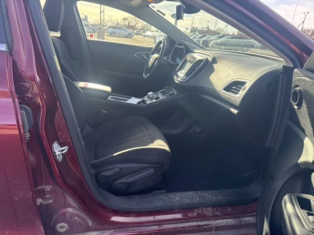 2015 Velvet Red Pearlcoat Chrysler 200 Limited FWD Sedan