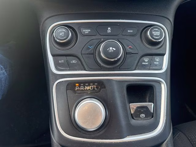 2015 Velvet Red Pearlcoat Chrysler 200 Limited FWD Sedan