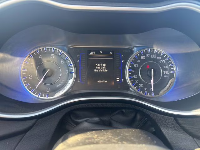 2015 Velvet Red Pearlcoat Chrysler 200 Limited FWD Sedan