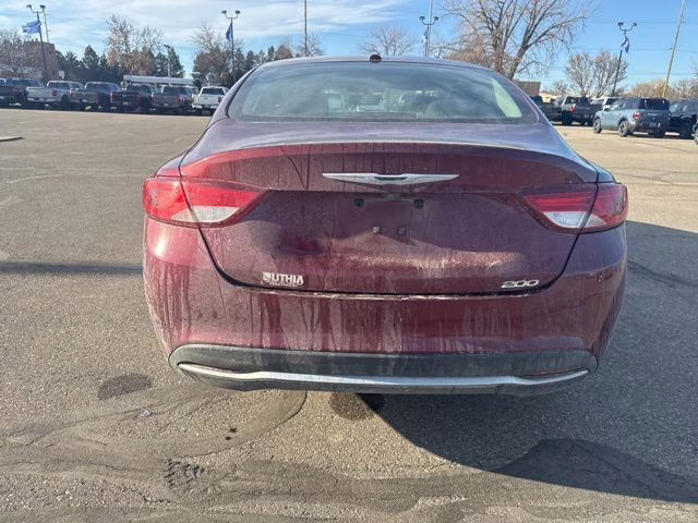 2015 Velvet Red Pearlcoat Chrysler 200 Limited FWD Sedan