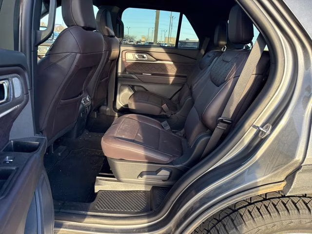 2025 Carbonized Gray Metallic Ford Explorer Platinum 4X4 SUV