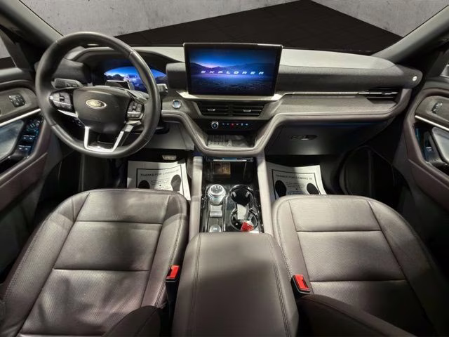 2025 Carbonized Gray Metallic Ford Explorer Platinum 4X4 SUV