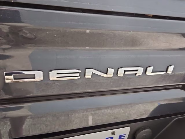 2020 Dark Sky Metallic GMC Sierra 2500HD Denali 4X4 Truck