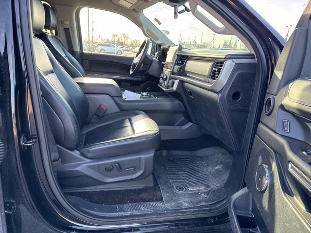 2023 Agate Black Metallic Ford Expedition Max XLT 4X4 SUV