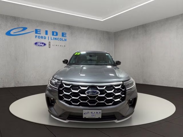2025 Carbonized Gray Metallic Ford Explorer Platinum 4X4 SUV