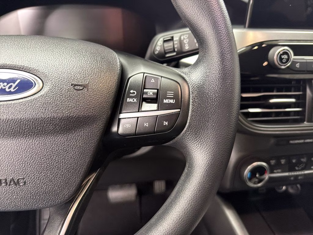 2025 Gray Metallic Ford Escape Active FWD SUV