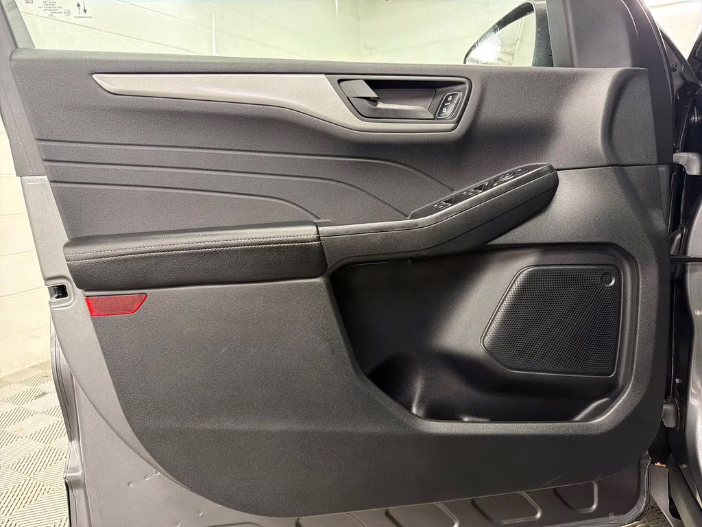 2025 Carbonized Gray Metallic Ford Escape Active FWD SUV