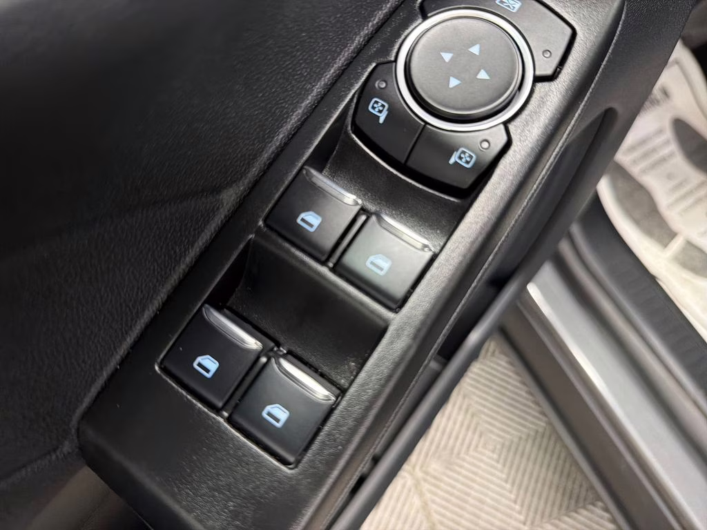 2025 Carbonized Gray Metallic Ford Escape Active FWD SUV