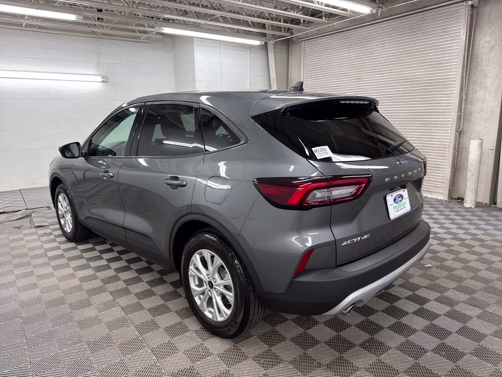 2025 Gray Metallic Ford Escape Active FWD SUV