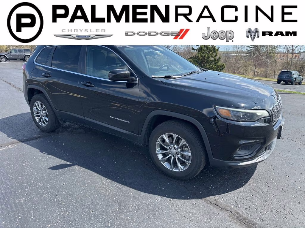 2019 Diamond Black Crystal Pearlcoat Jeep Cherokee Latitude Plus 4X4 SUV