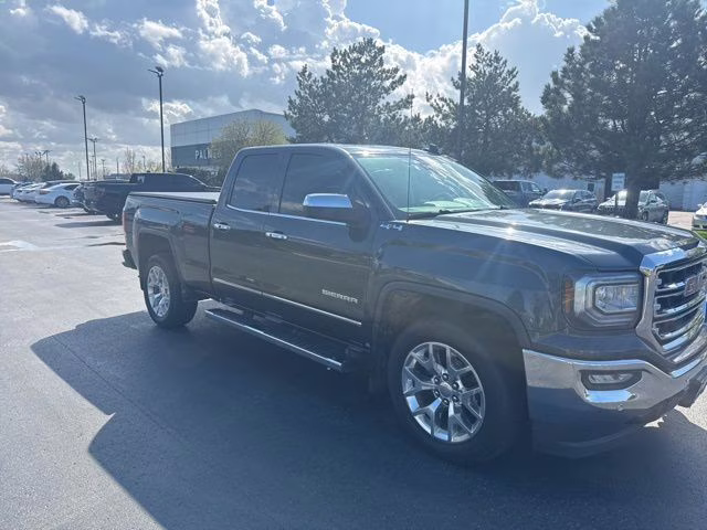 2017 Dark Slate Metallic GMC Sierra 1500 SLT 4X4 Truck
