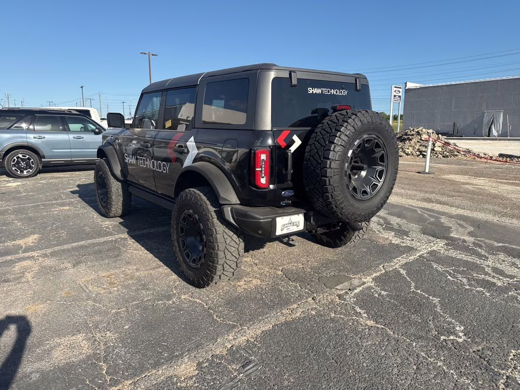 2021 Shadow Black Ford Bronco Badlands 4X4 SUV