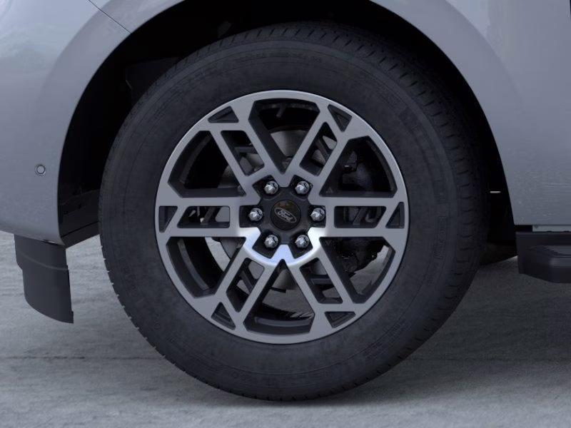 2026 Glacier Gray Metallic Tri-Coat Ford Expedition Active RWD SUV