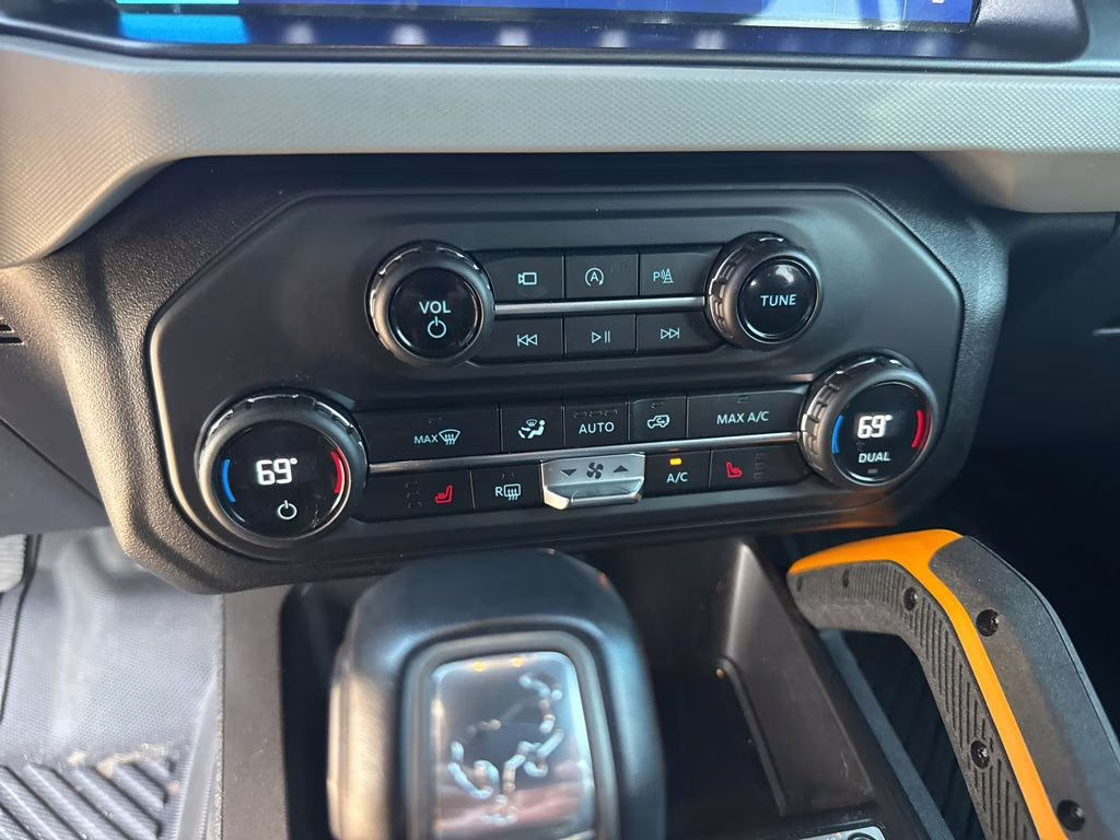 2021 Shadow Black Ford Bronco Badlands 4X4 SUV