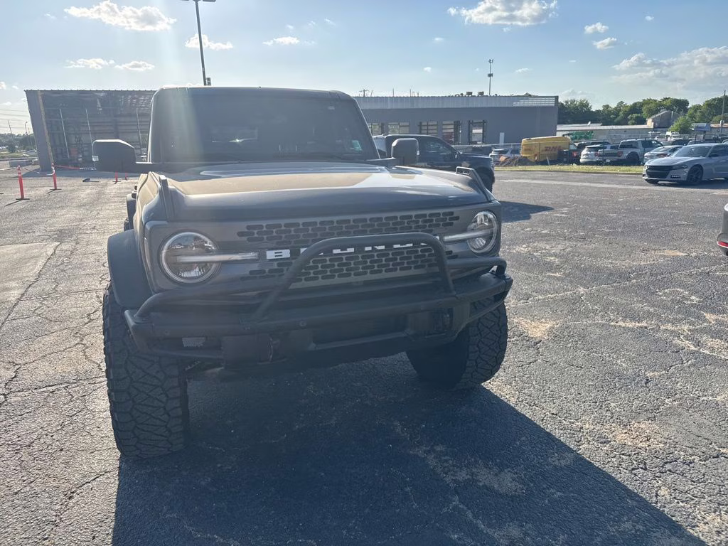 2021 Shadow Black Ford Bronco Badlands 4X4 SUV