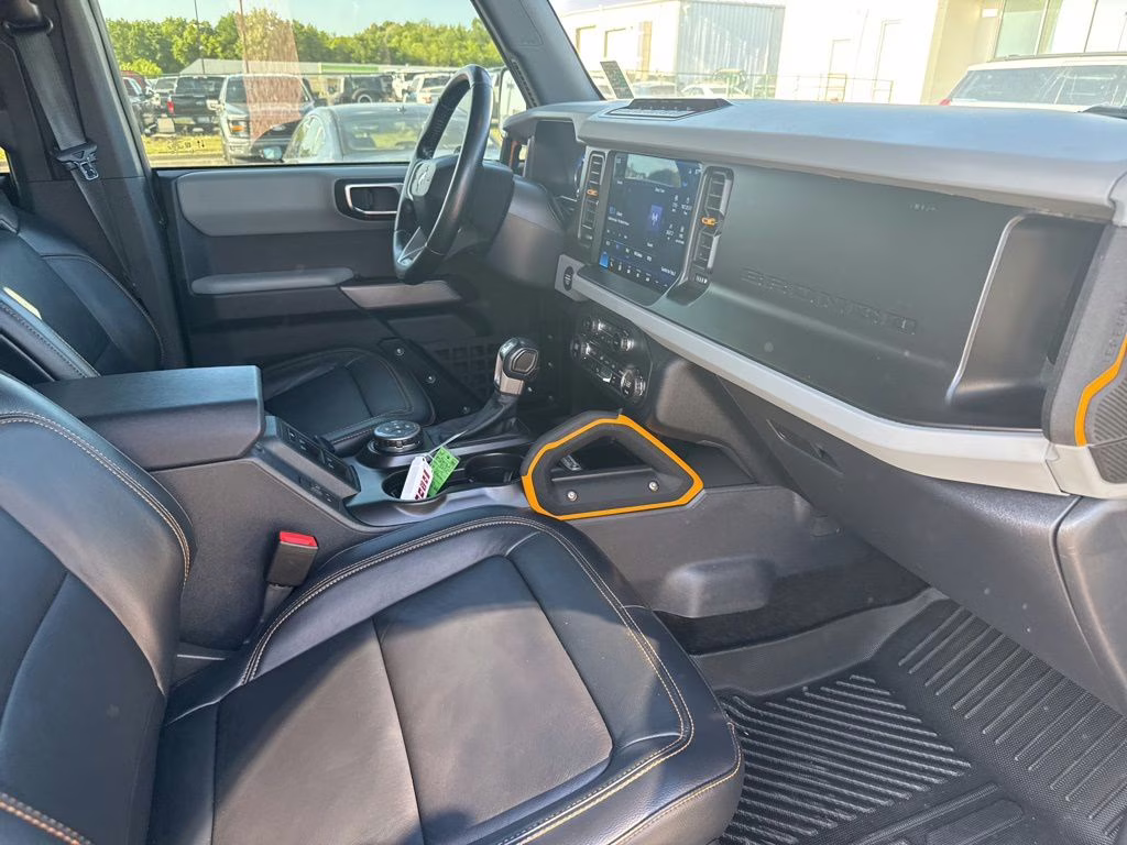 2021 Shadow Black Ford Bronco Badlands 4X4 SUV