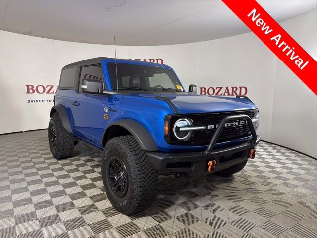 2023 Velocity Blue Metallic Ford Bronco Wildtrak 4X4 SUV