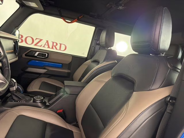 2023 Velocity Blue Metallic Ford Bronco Wildtrak 4X4 SUV