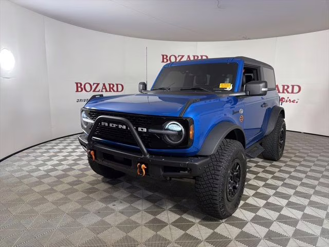 2023 Velocity Blue Metallic Ford Bronco Wildtrak 4X4 SUV