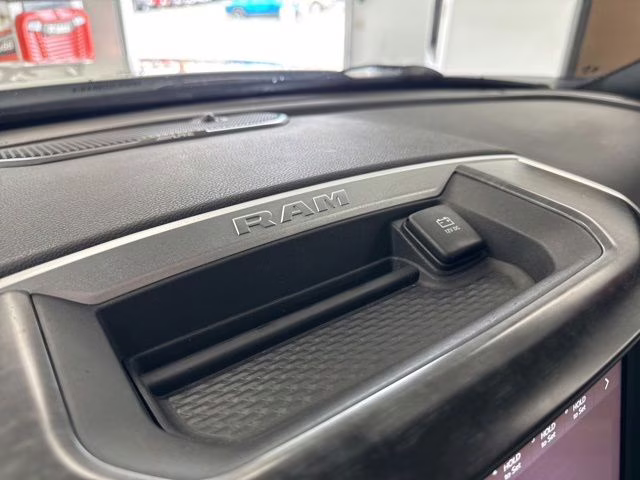 2021 Bright White Clearcoat Ram 2500 Big Horn 4X4 Truck