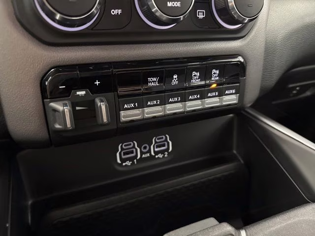 2021 Bright White Clearcoat Ram 2500 Big Horn 4X4 Truck