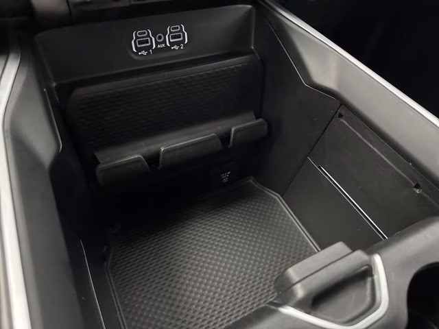 2021 Bright White Clearcoat Ram 2500 Big Horn 4X4 Truck