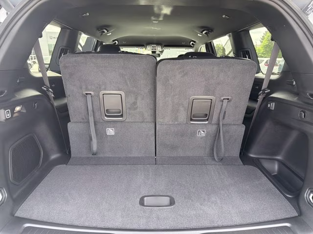 2026 Bright White Clearcoat Jeep Grand Cherokee L Limited 4X4 SUV