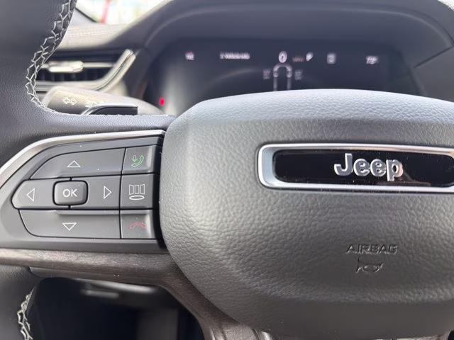 2026 Bright White Clearcoat Jeep Grand Cherokee L Limited 4X4 SUV