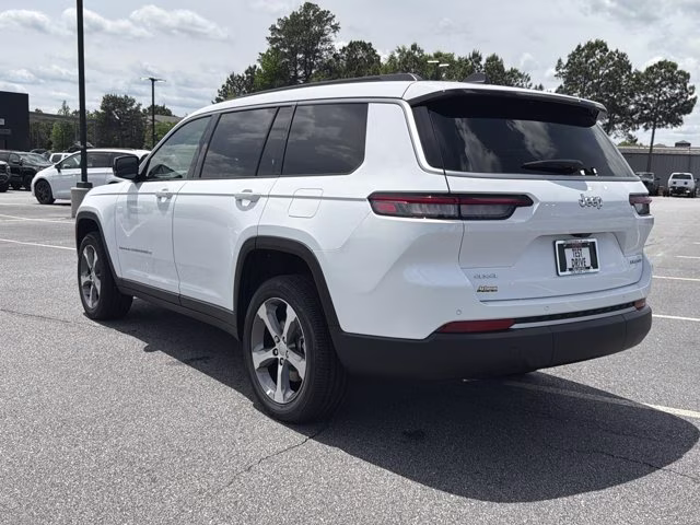 2026 Bright White Clearcoat Jeep Grand Cherokee L Limited 4X4 SUV