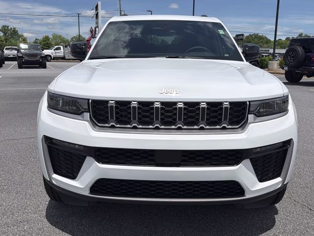 2026 Bright White Clearcoat Jeep Grand Cherokee L Limited 4X4 SUV