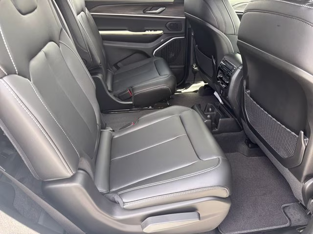 2026 Bright White Clearcoat Jeep Grand Cherokee L Limited 4X4 SUV
